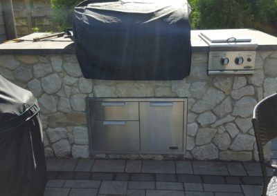 Outdoor Patio with Built in Grill